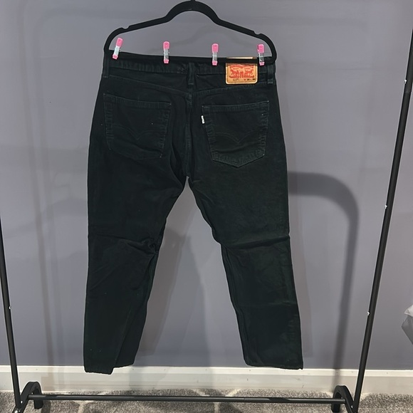 Men,s Levi jeans - Picture 3 of 6